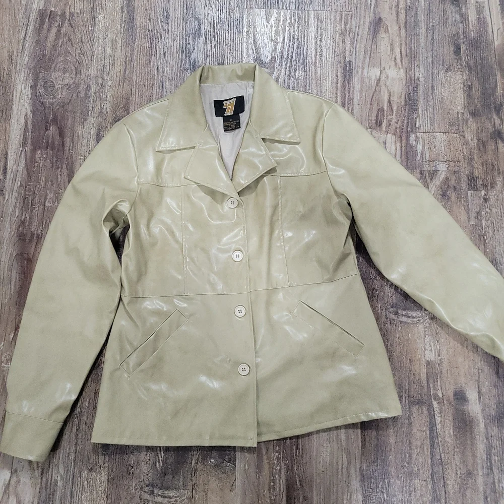 Vintage 77 Brand Cream Patent Vinyl Jacket 1970s Retro Shiny Faux Leather Size M